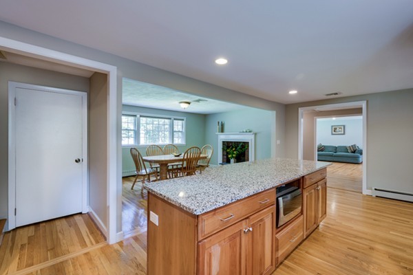 20 Dorothy Road Sudbury, MA 01776 - Photo 10 of 27 Gallery Image 10