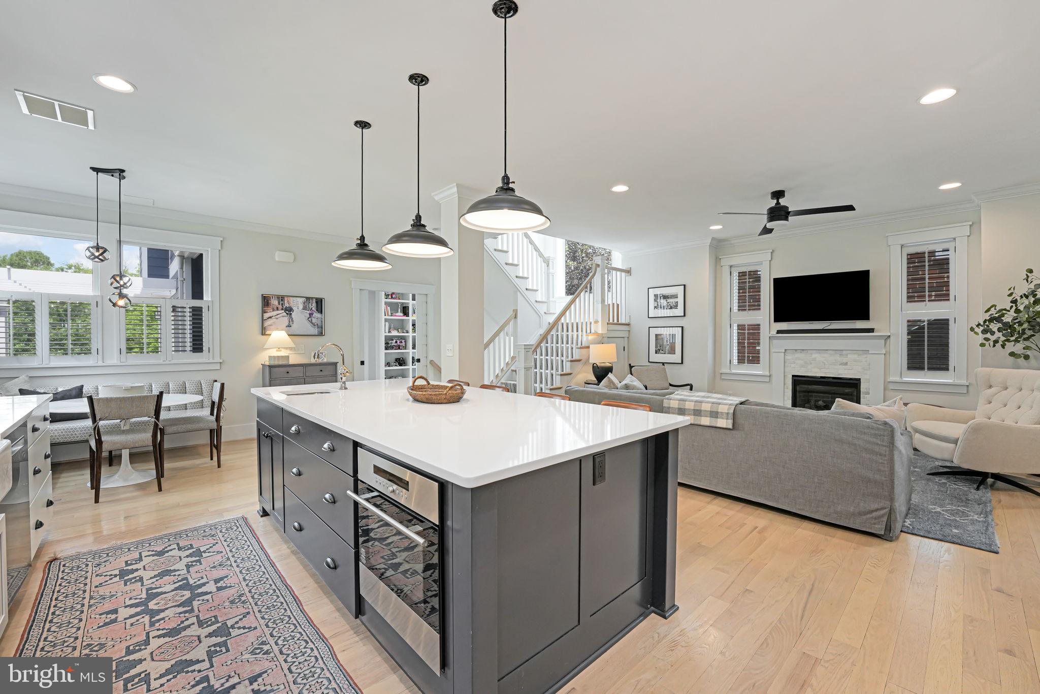 303 Rucker Place Alexandria, VA 22301 - Photo 11 of 88