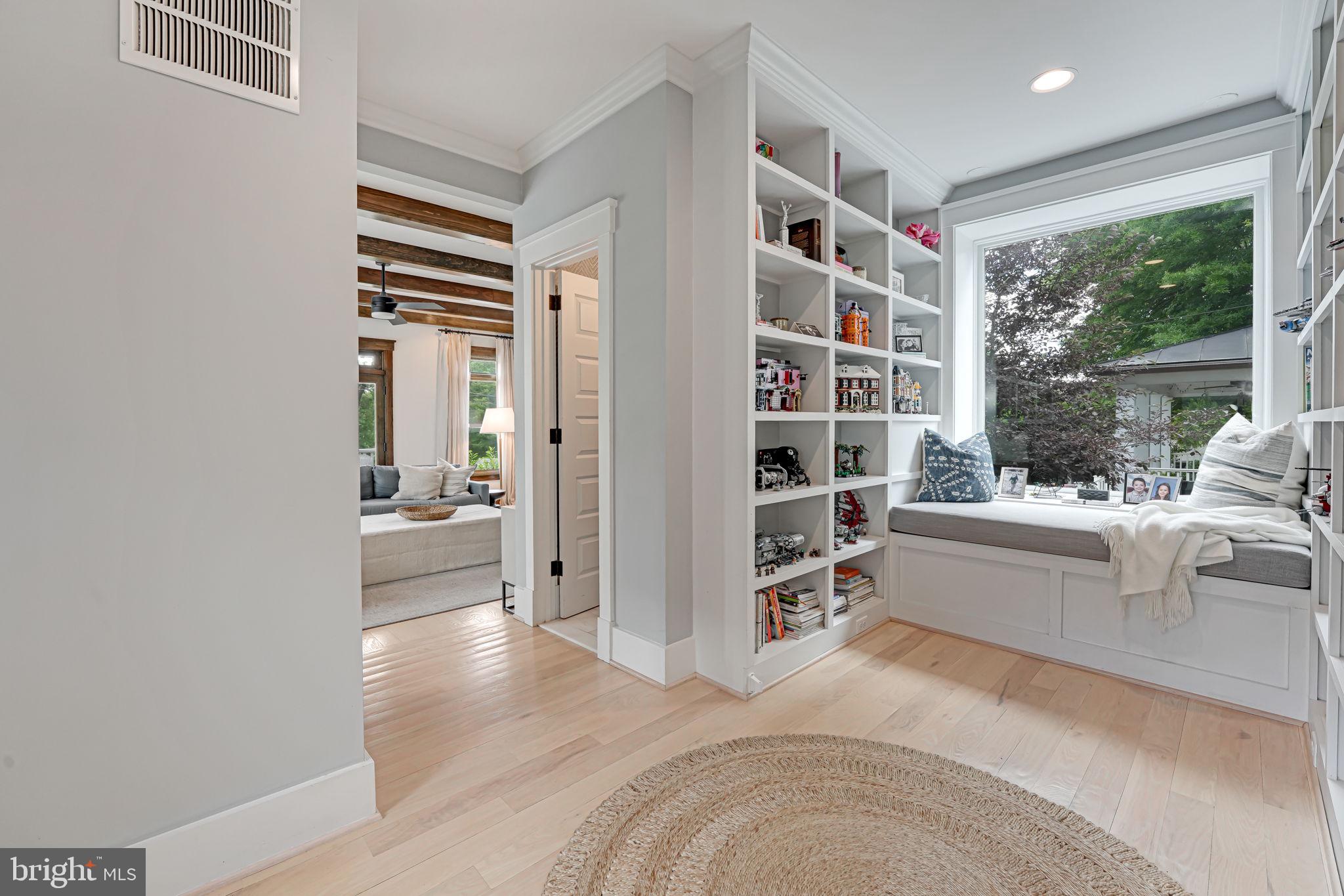 303 Rucker Place Alexandria, VA 22301 - Photo 22 of 88