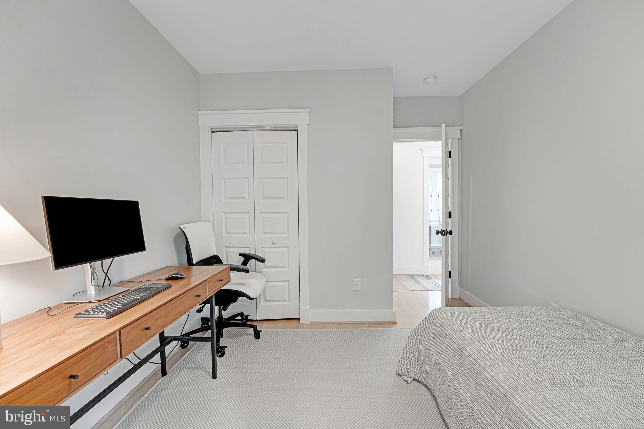 303 Rucker Place Alexandria, VA 22301 - Photo 37 of 88