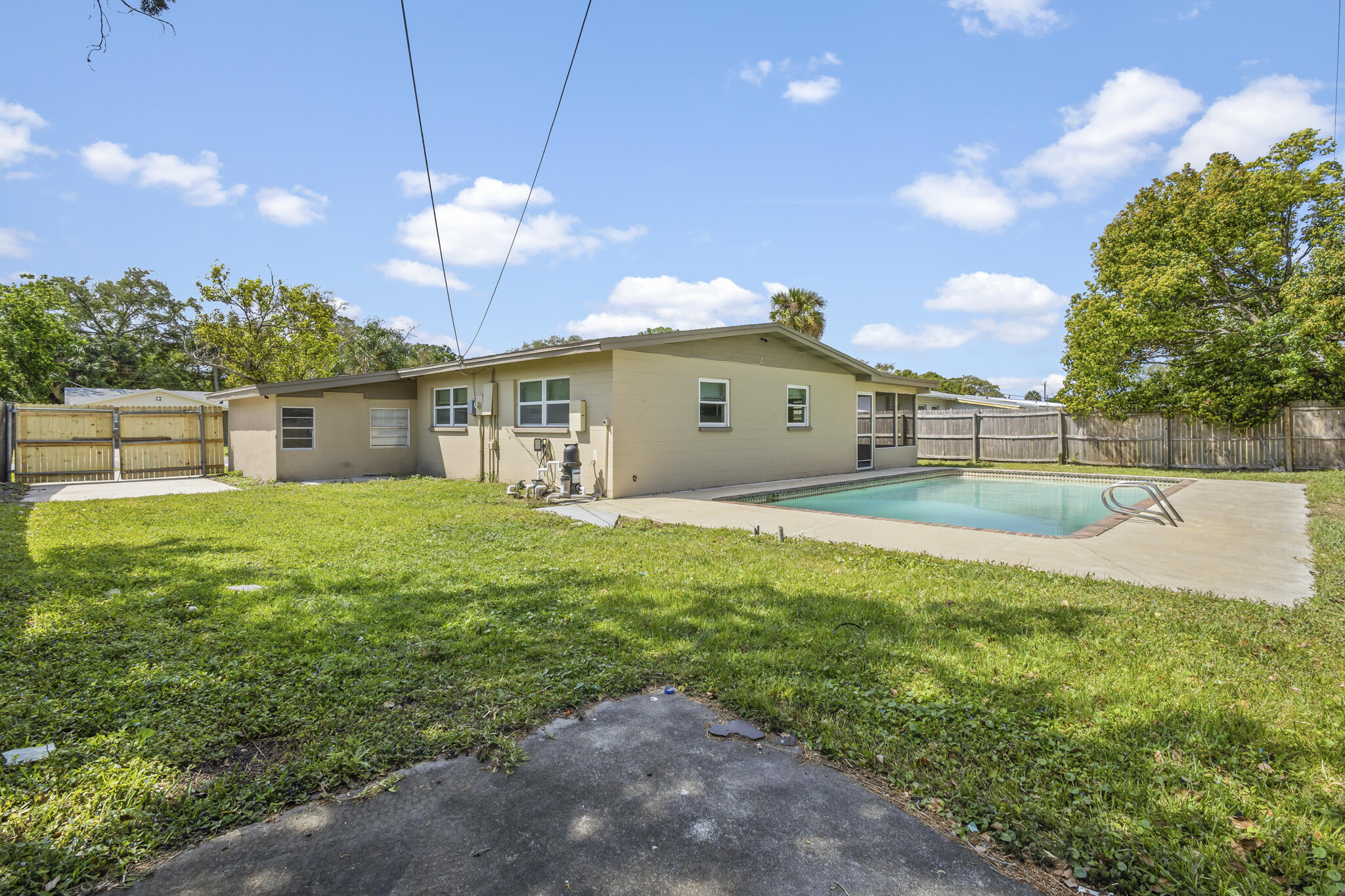 2472 Victor Road Cocoa, FL 32926 - Photo 5 of 26 a-24