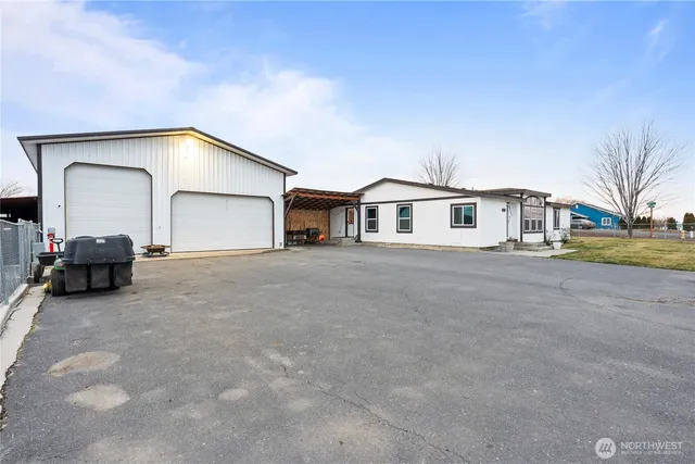 $499,999 | 2211 Sielaff Road, Othello, WA 99344