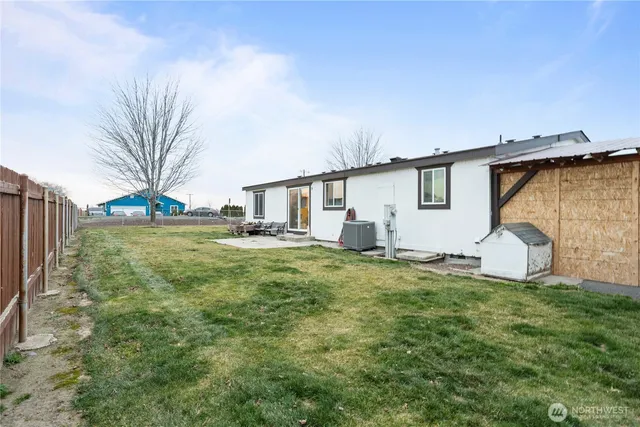 $499,999 | 2211 Sielaff Road, Othello, WA 99344