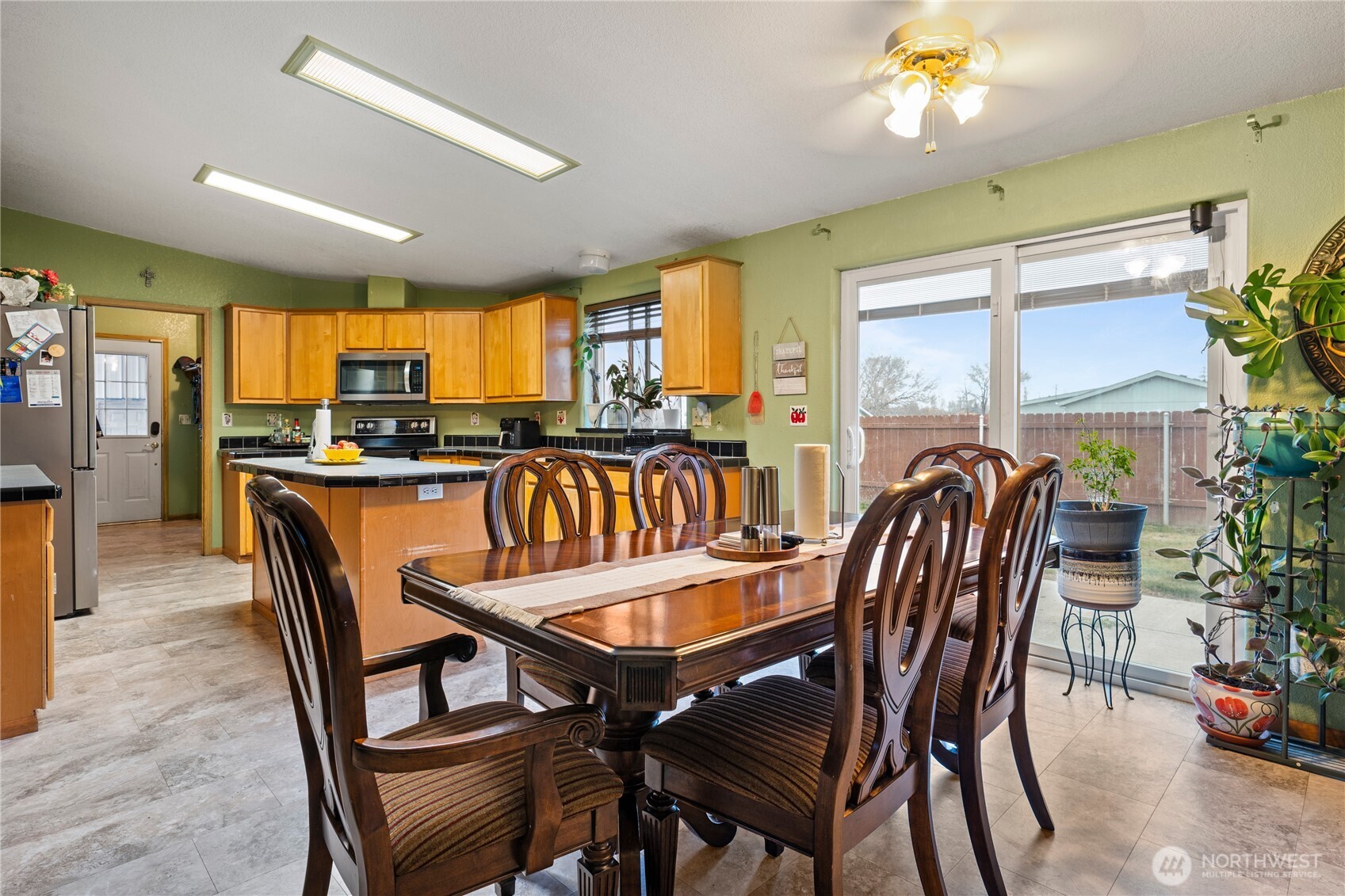 2211 Sielaff Road Othello, WA 99344 - Photo 6 of 38