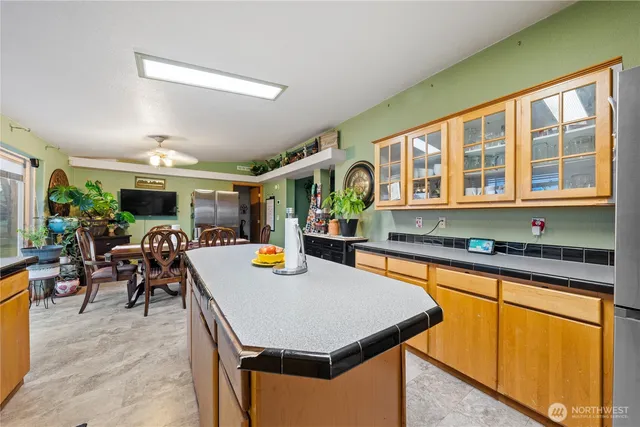 $499,999 | 2211 Sielaff Road, Othello, WA 99344