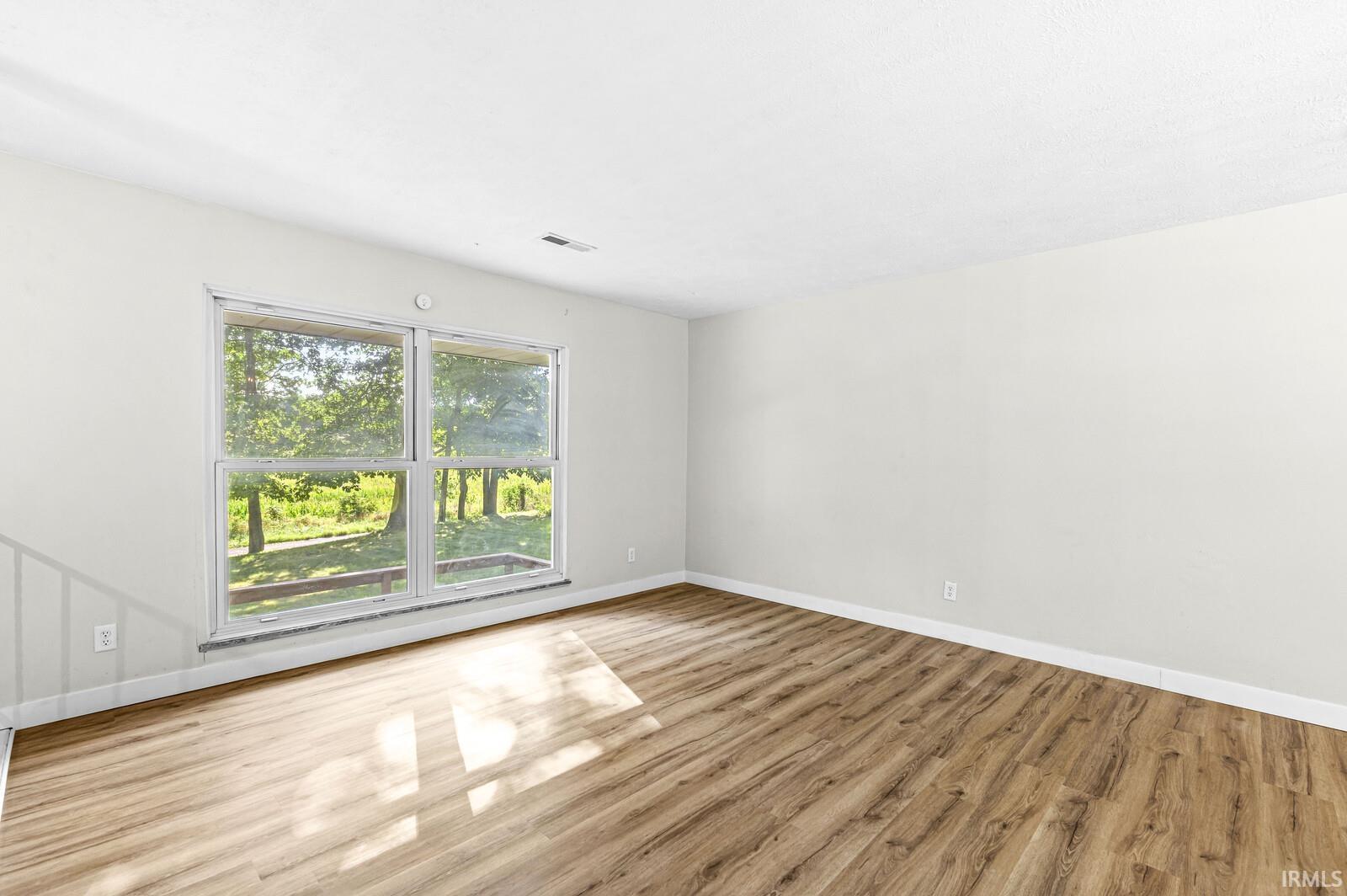 3155 Nutmeg Road Plymouth, IN 46563 - Photo 7 of 31