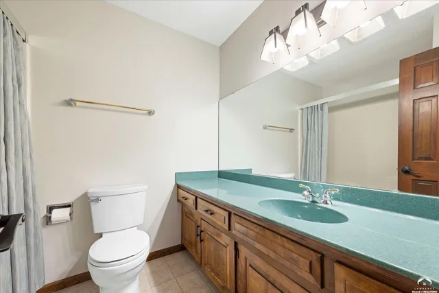 $416,880 | 6880 U.S. Highway 40, Tecumseh, KS 66542