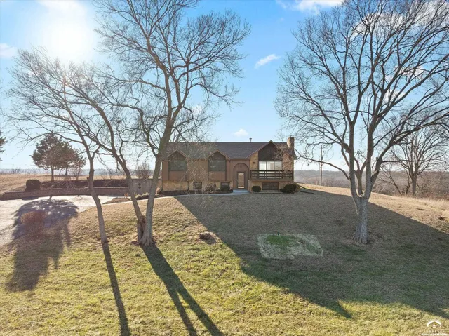 $416,880 | 6880 U.S. Highway 40, Tecumseh, KS 66542