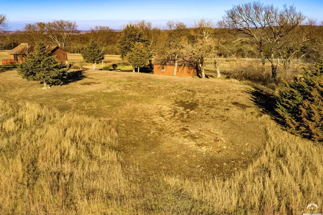 $416,880 | 6880 U.S. Highway 40, Tecumseh, KS 66542