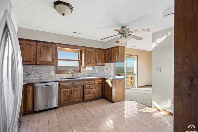 $416,880 | 6880 U.S. Highway 40, Tecumseh, KS 66542