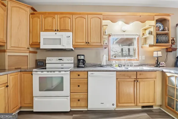 $240,000 | 7138 Blacks Bluff Road Southwest, Cave Spring, GA 30124
