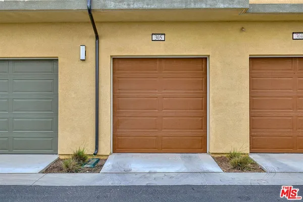 $629,000 | 27405 Journey Place, Unit 305, Valencia, CA 91381