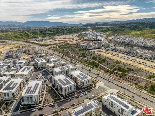 $649,000 | 27405 Journey Place, Unit 305, Valencia, CA 91381