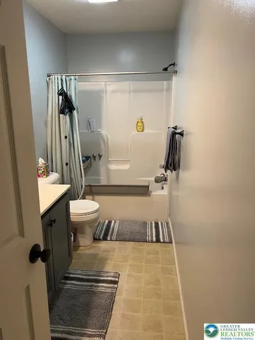 $330,000 | 35 Helene Court, Hamburg, PA 19526