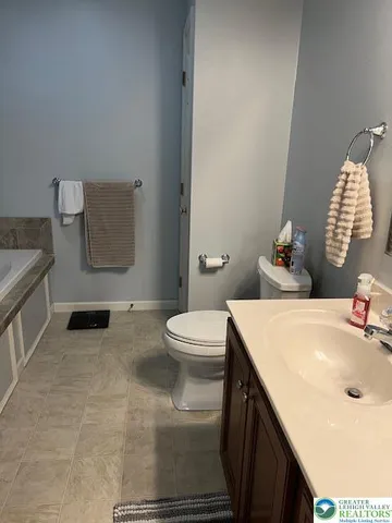 $330,000 | 35 Helene Court, Hamburg, PA 19526