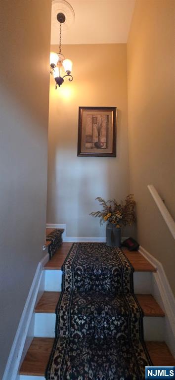 458 Cambridge Drive Butler, NJ 07405 - Photo 6 of 16
