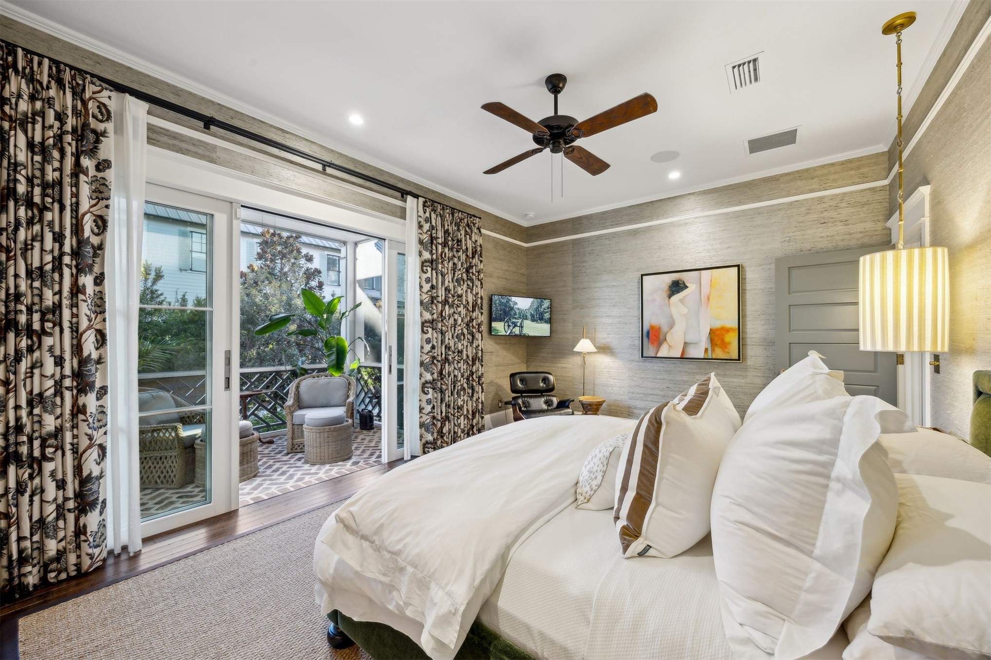101 Broadbent Way Fernandina Beach, FL 32034 - Photo 9 of 29 a bed room with a bed and a window
