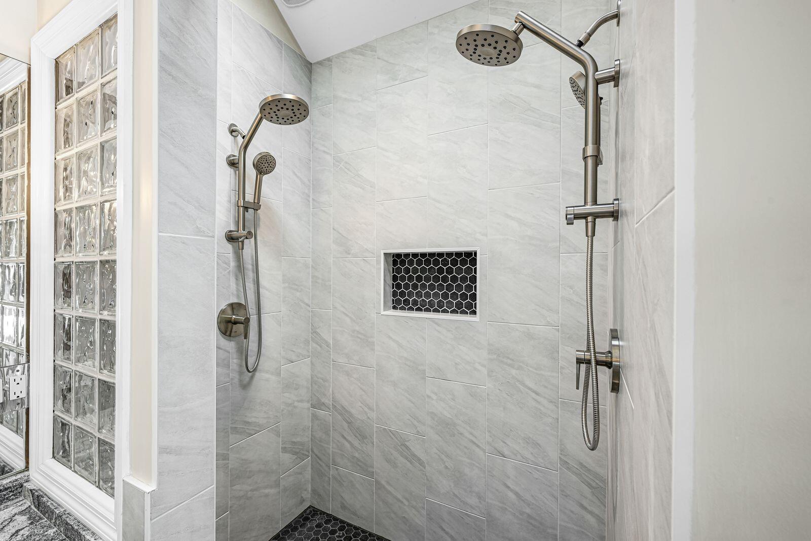 W277N3016 Rocky Point Road Pewaukee, WI 53072 - Photo 31 of 43 2nd Floor Primary shower