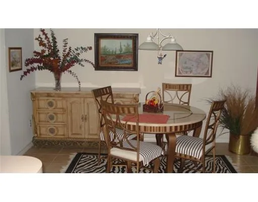 a black and white photo of a living room