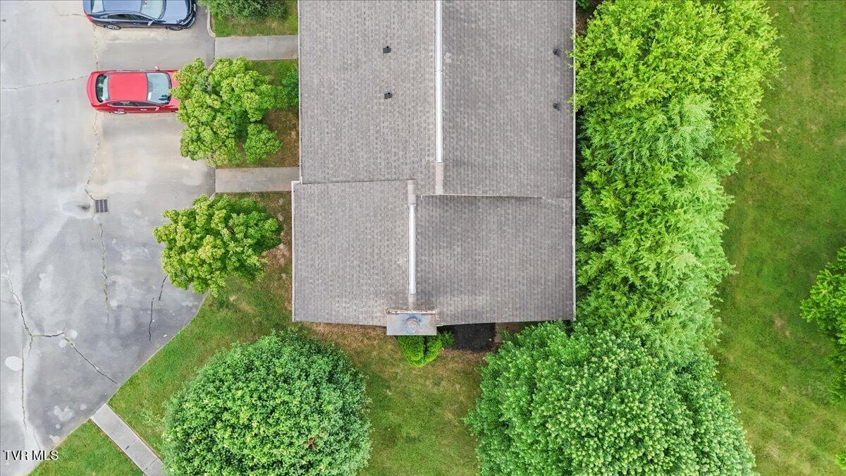 660 Fox Meadow Road, Unit 8 Elizabethton, TN 37643 - Photo 34 of 44 35-DJI_20260608192116_0078_D