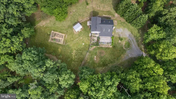 $399,999 | 206 English Muffin Court, Berkeley Springs, WV 25411