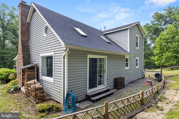 $399,999 | 206 English Muffin Court, Berkeley Springs, WV 25411