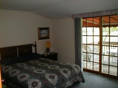 5052 Chapmans Road Allentown, PA 18104 - Photo 8 of 8 Gallery Image 8