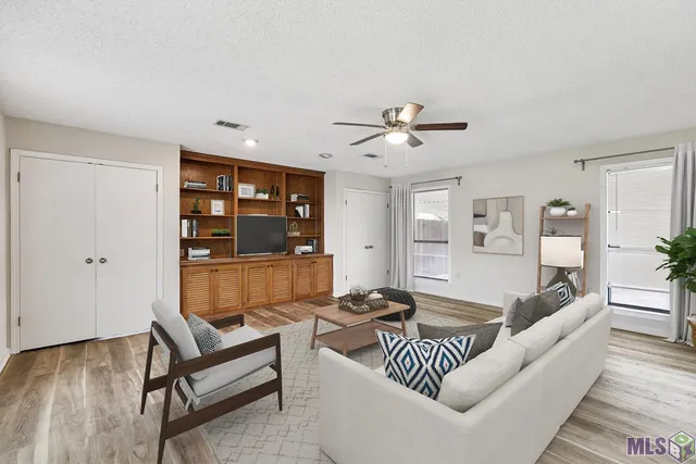 $389,900 | 12037 Oak Haven Avenue, Baton Rouge, LA 70810