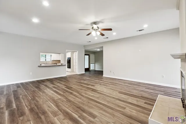 $389,900 | 12037 Oak Haven Avenue, Baton Rouge, LA 70810