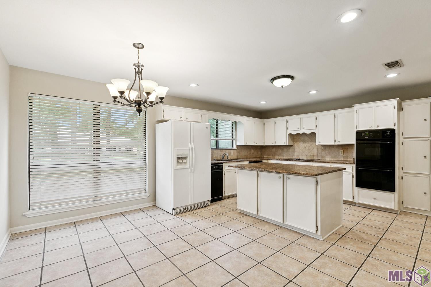 12037 Oak Haven Avenue Baton Rouge, LA 70810 - Photo 8 of 30