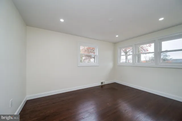 $2,600 | 12 Vista Road, Reading, PA 19610