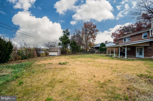 $2,600 | 12 Vista Road, Reading, PA 19610