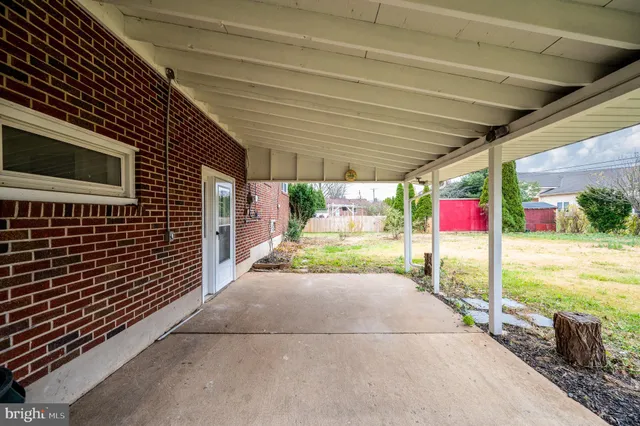 $2,600 | 12 Vista Road, Reading, PA 19610