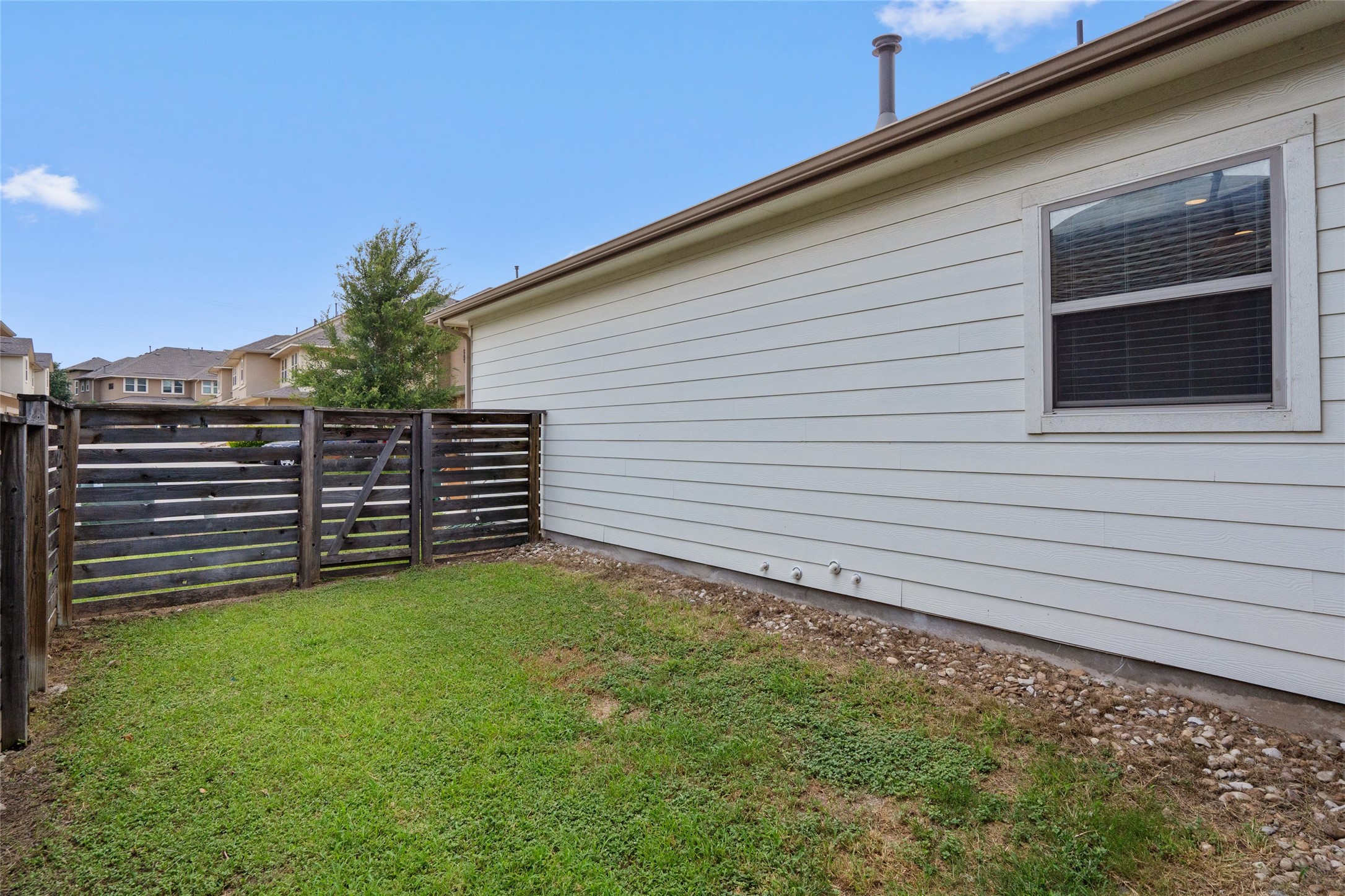 6907 Idea Road Austin, TX 78741 - Photo 31 of 36 a view of a backyard