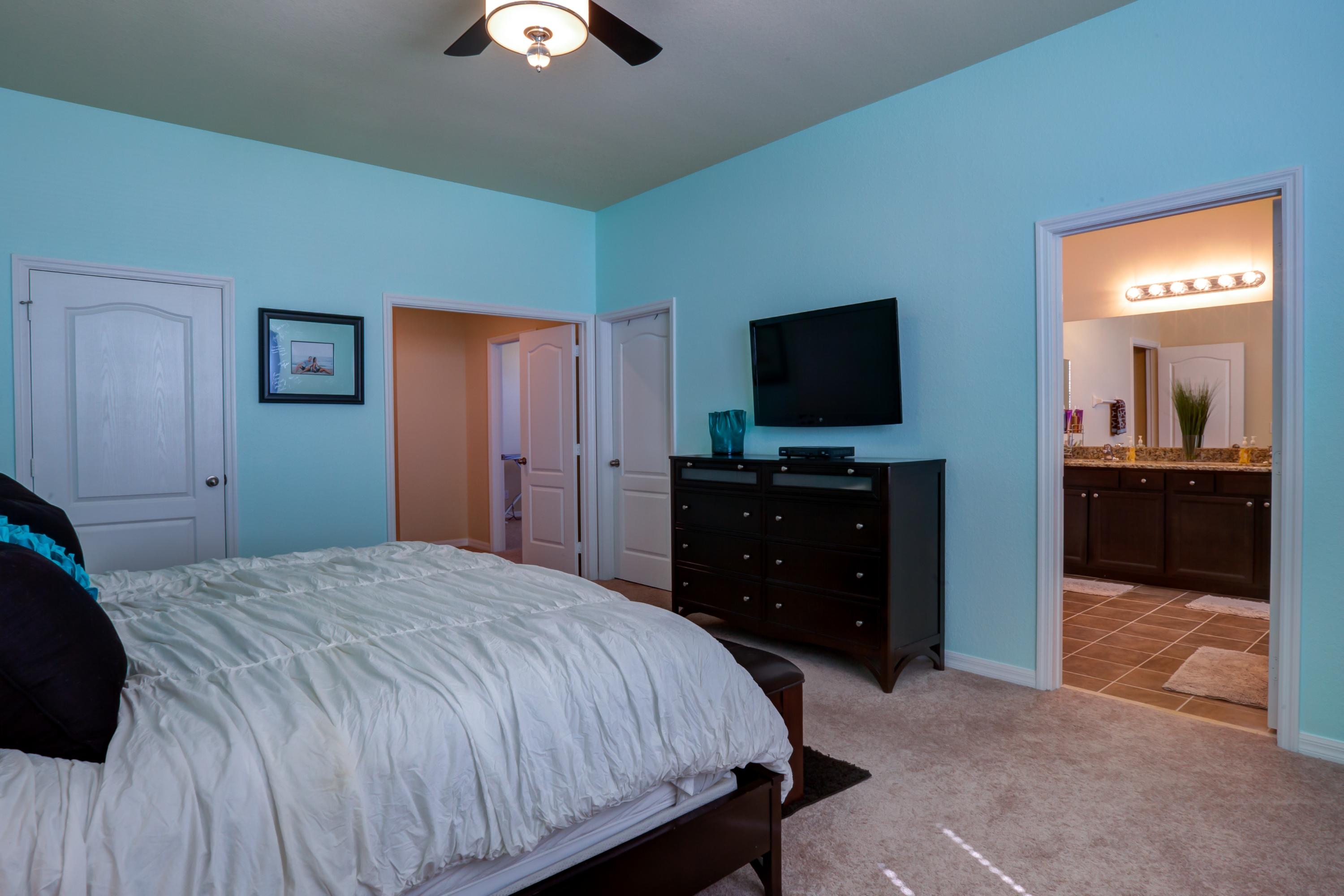 228 Behring Way Jupiter, FL 33458 - Photo 15 of 41 Rialto Final-28