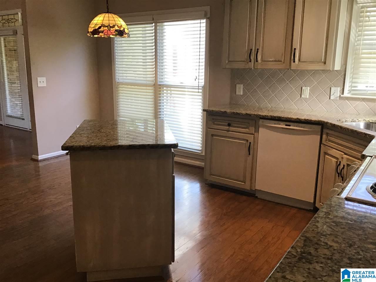 200 Beaver Crest Circle Pelham, AL 35124 - Photo 6 of 21