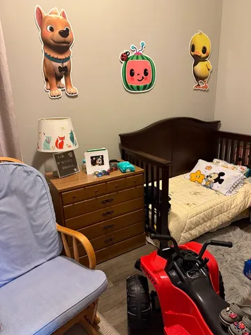 $2,000 | 1839 North Washtenaw Avenue, Unit 2, Chicago, IL 60647