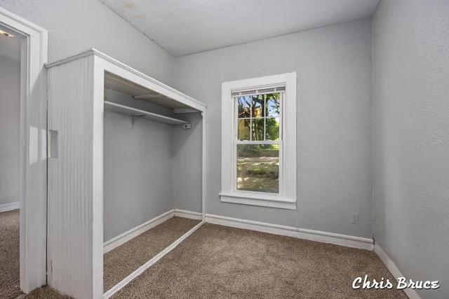 $196,000 | 64 Quimby Street Northeast, Grand Rapids, MI 49505