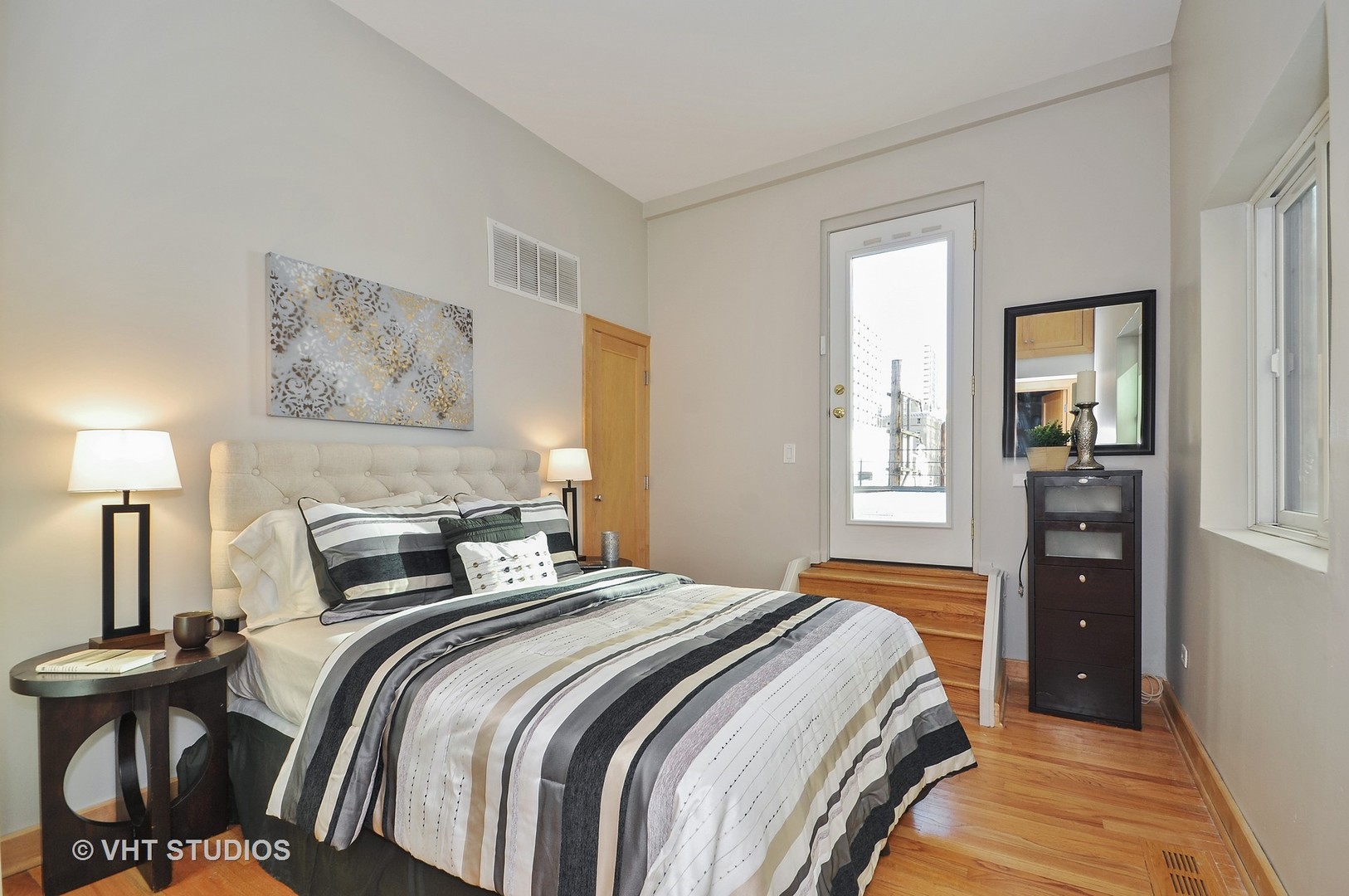 82 East Elm Street, Unit 5 Chicago, IL 60611 - Photo 8 of 12