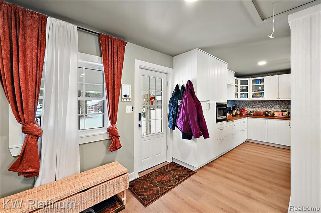 8658 Marsh Road Algonac, MI 48001 - Photo 11 of 81