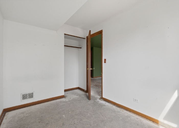 115 North McAree Road Waukegan, IL 60085 - Photo 14 of 21 a view of an empty room