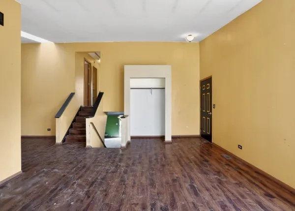 $184,500 | 115 North McAree Road, Waukegan, IL 60085