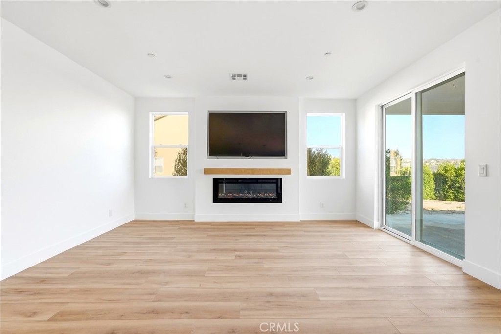 13063 Via Alia Riverside, CA 92503 - Photo 20 of 38 Gallery Image 20