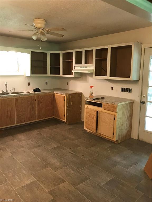 3696 Beckerdite Road Sophia, NC 27350 - Photo 5 of 12 Gallery Image 5