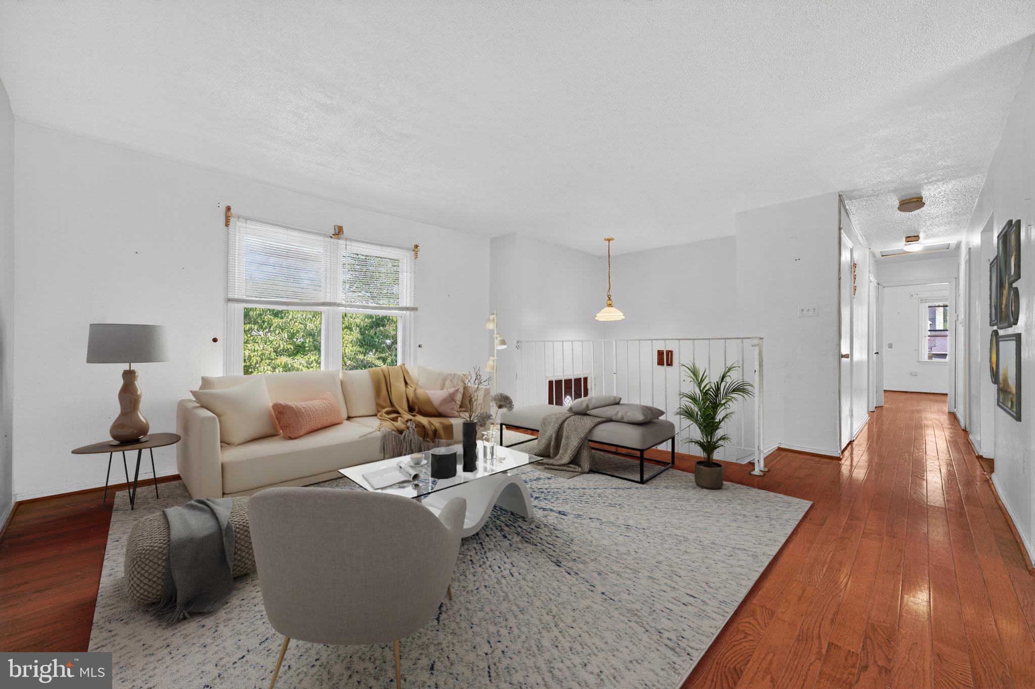 7124 Whetstone Road Alexandria, VA 22306 - Photo 7 of 39 Versatile open-concept layout with natural light