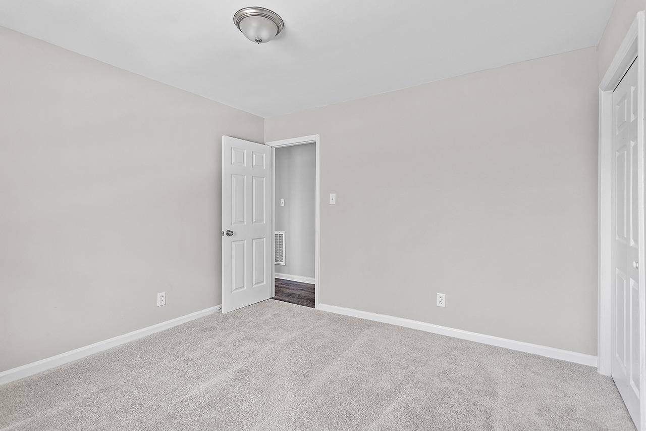 2930 Darrow Road Durham, NC 27704 - Photo 13 of 23 Photo 13