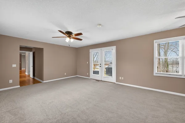 $1,099,000 | 232 Loop Drive, Winchester, TN 37398