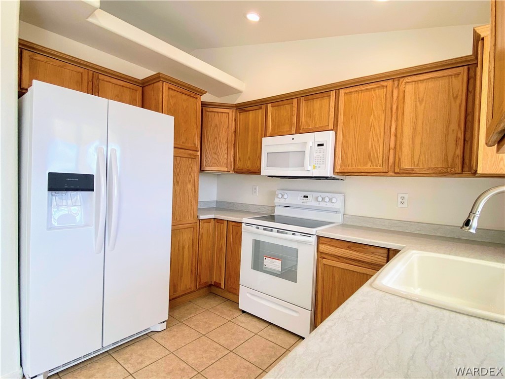 3697 North Mercury Road Golden Valley, AZ 86413 - Photo 10 of 27 Gallery Image 10
