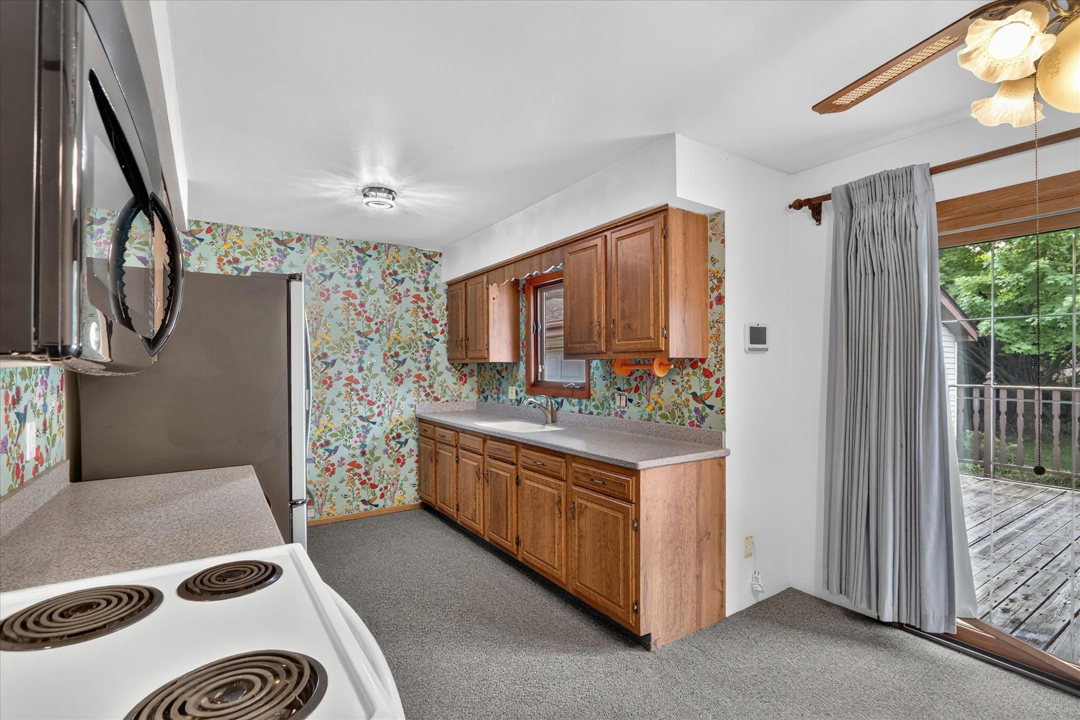 4 South Wright Road Janesville, WI 53546 - Photo 12 of 43 Gallery Image 12