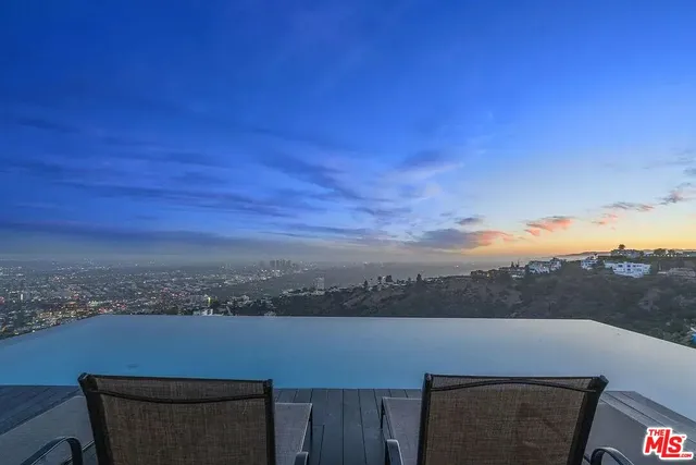 $32,000 | 8790 Appian Way, Los Angeles, CA 90046